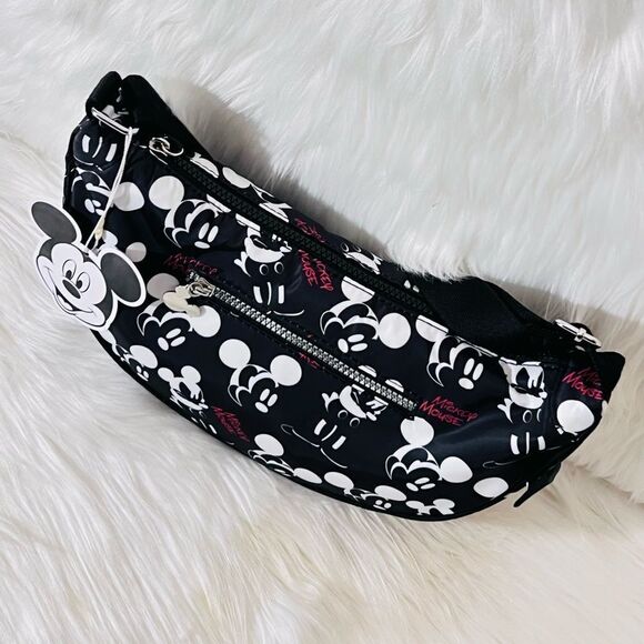 Disney’s Mickey Mouse Sling Bag - Picture 4 of 6